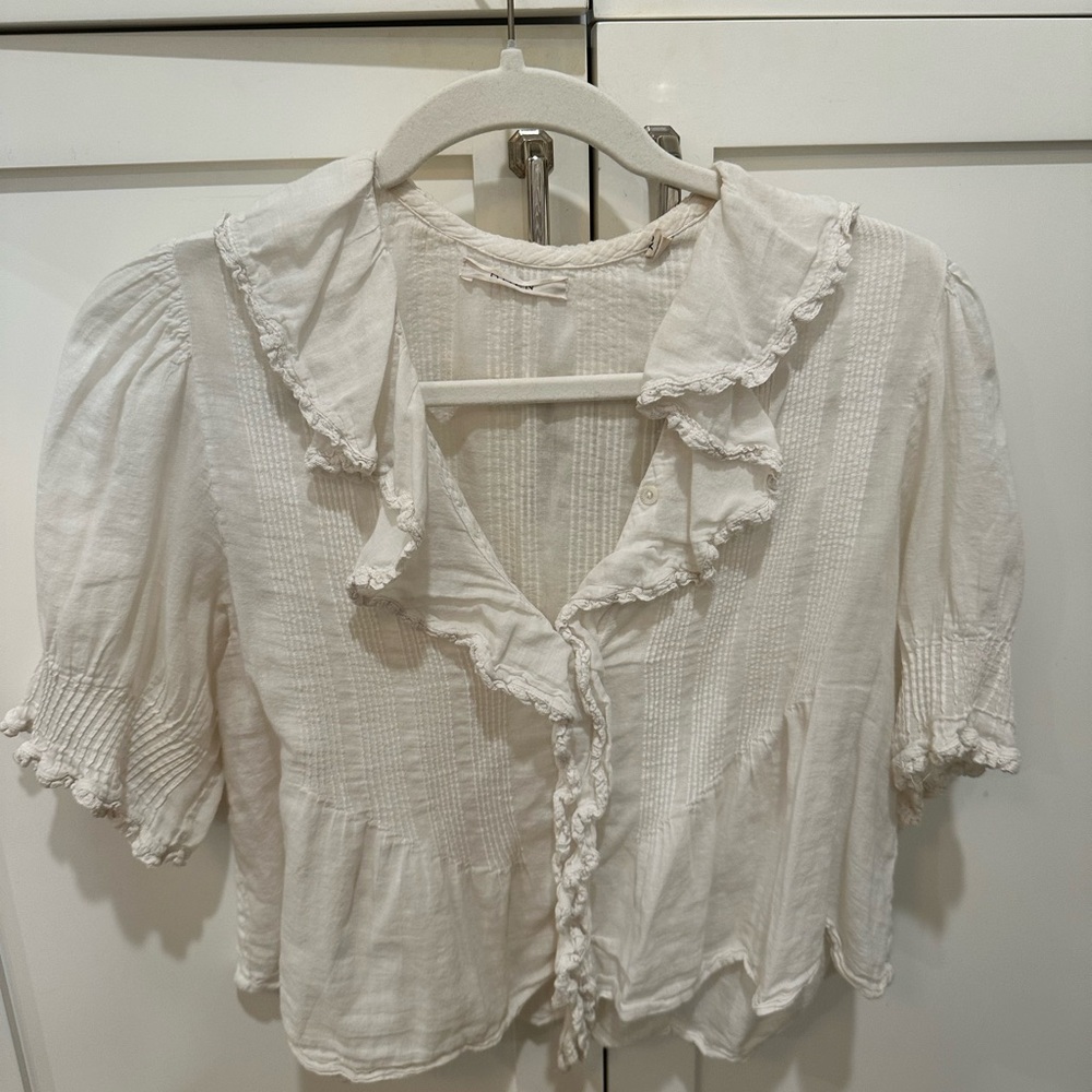 Doen White Flutter Sleeve Blouse with Ruffled Tie Front